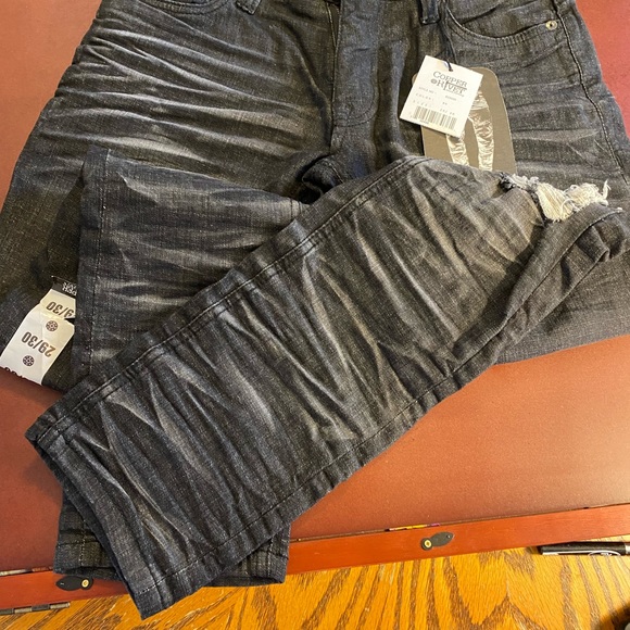 COPPER RIVET SKINNY FIT BACK JEANS WITH RIPS - Picture 8 of 10